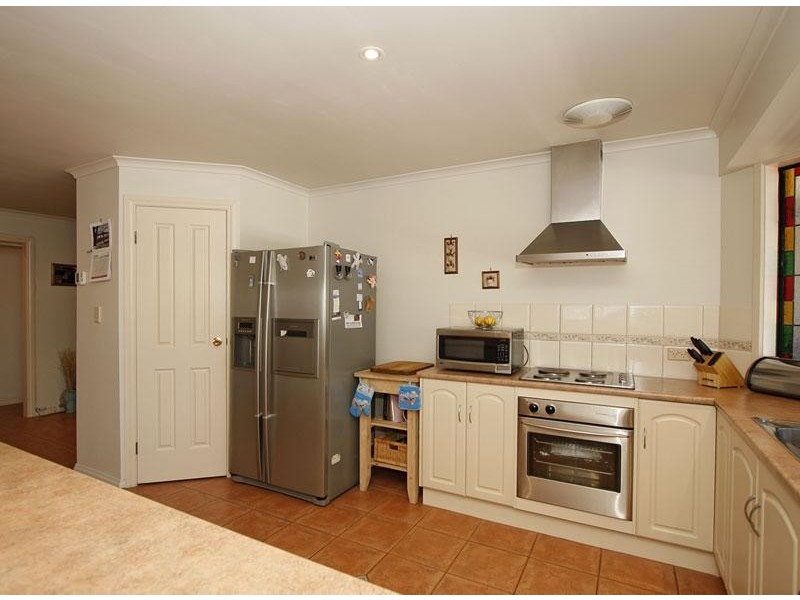 1 Steve Lane, Woodcroft SA 5162