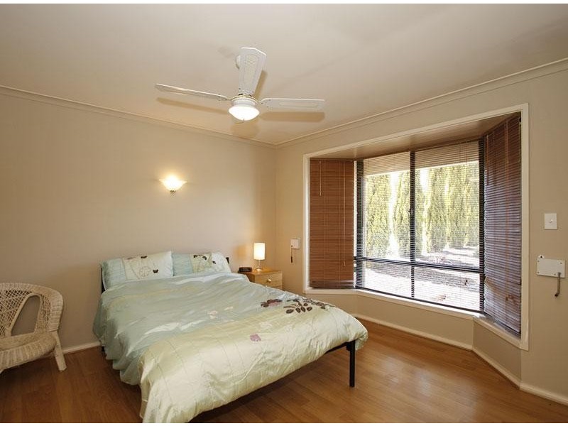 1 Steve Lane, Woodcroft SA 5162