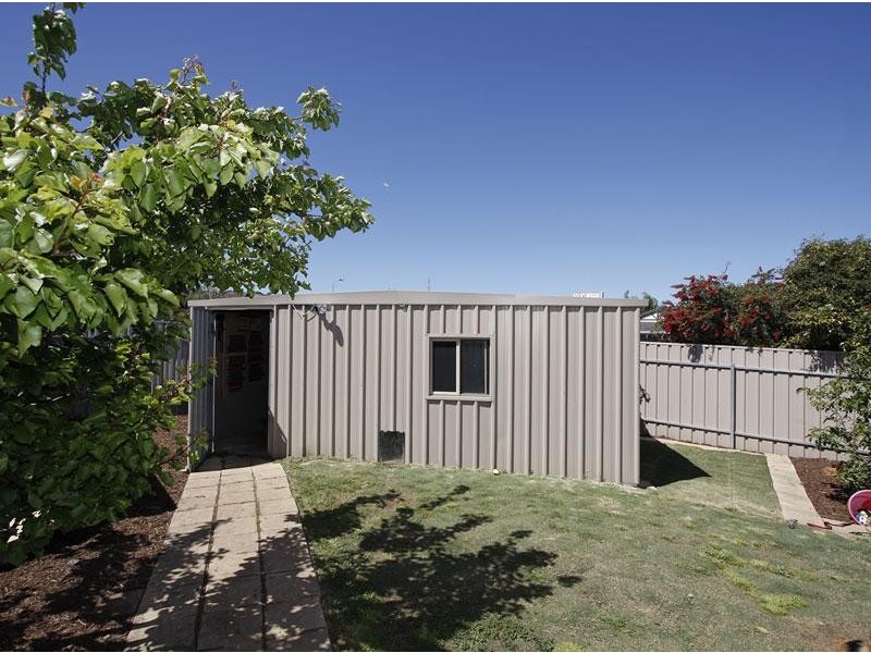 1 Steve Lane, Woodcroft SA 5162