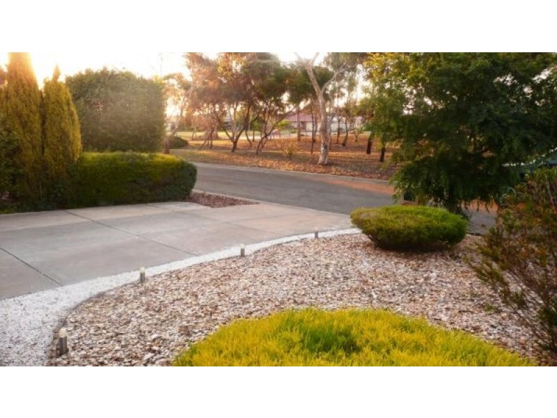 21 Shoalwater Close, Seaford Rise SA 5169