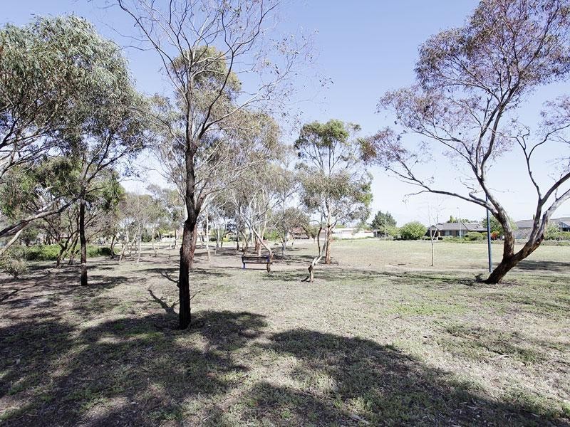 21 Shoalwater Close, Seaford Rise SA 5169