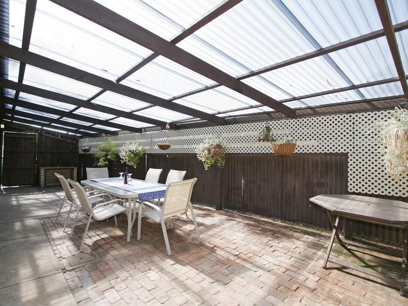 27 Narvik Crescent, Hackham West SA 5163