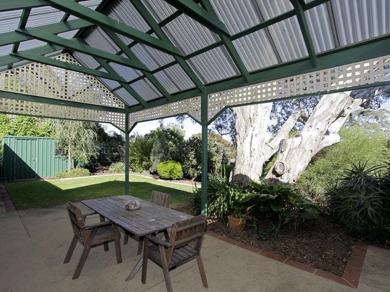 18 The Parkway, Aberfoyle Park SA 5159