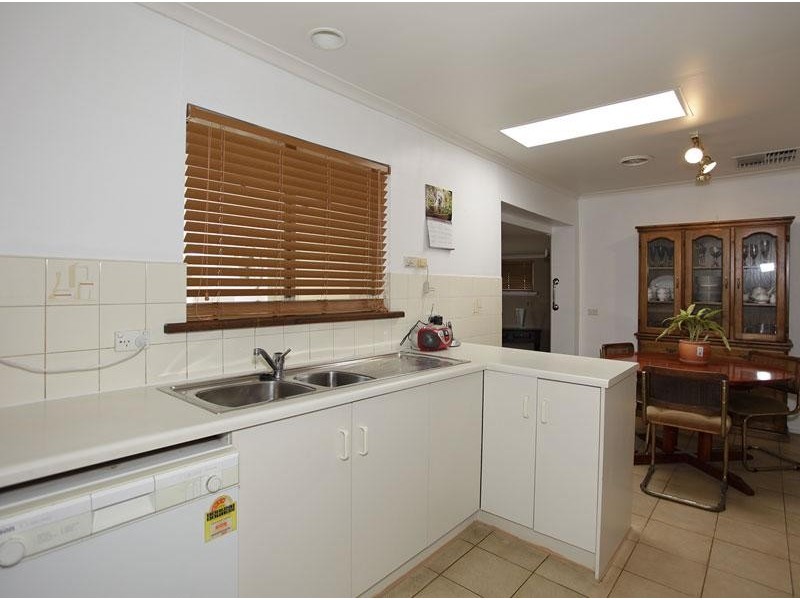 4 Inverness Avenue, Morphett Vale SA 5162