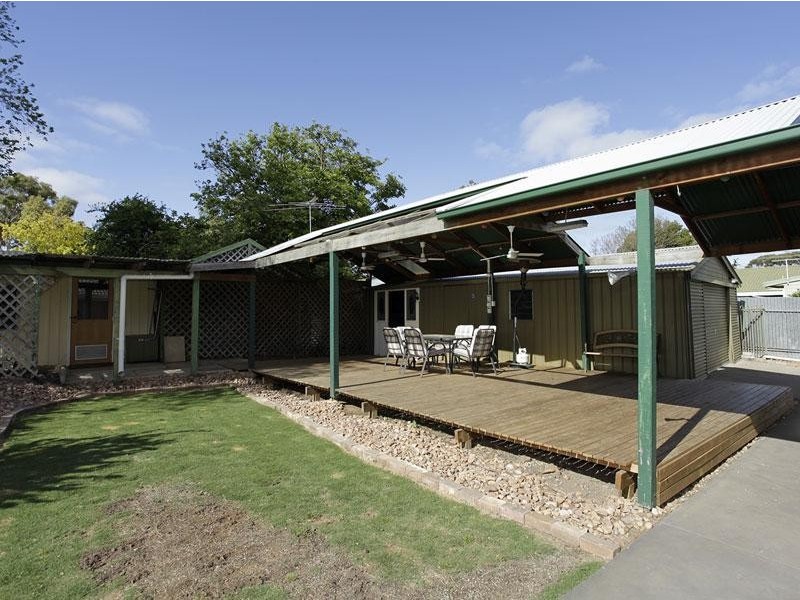 4 Inverness Avenue, Morphett Vale SA 5162