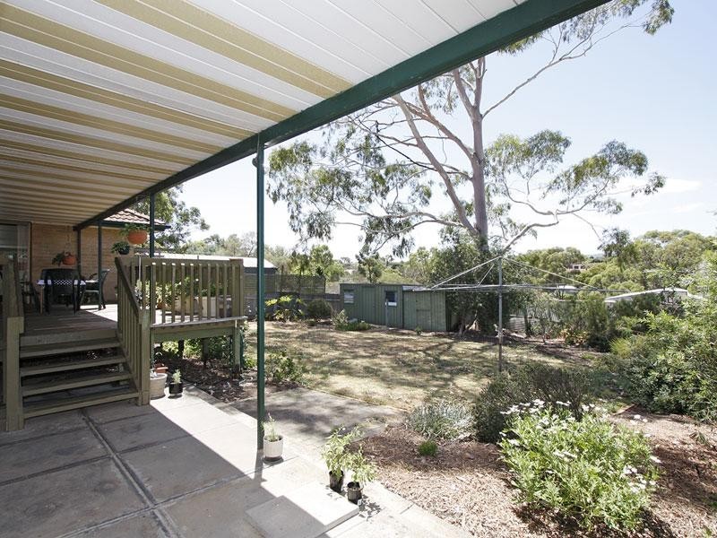 8 Madeira Drive, Morphett Vale SA 5162