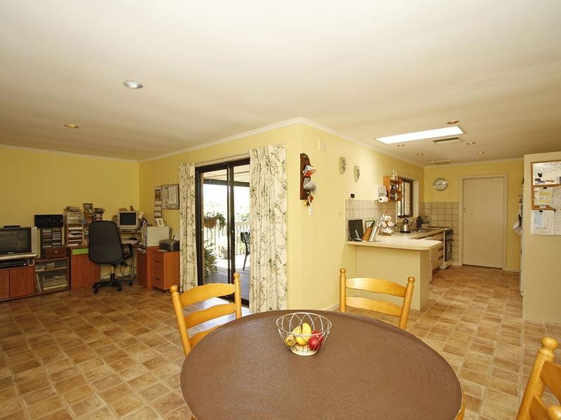 8 Madeira Drive, Morphett Vale SA 5162