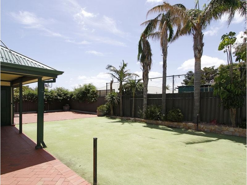 13 Maidencombe Drive, Moana SA 5169