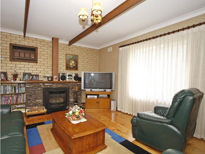 8 Acre Avenue, Morphett Vale SA 5162