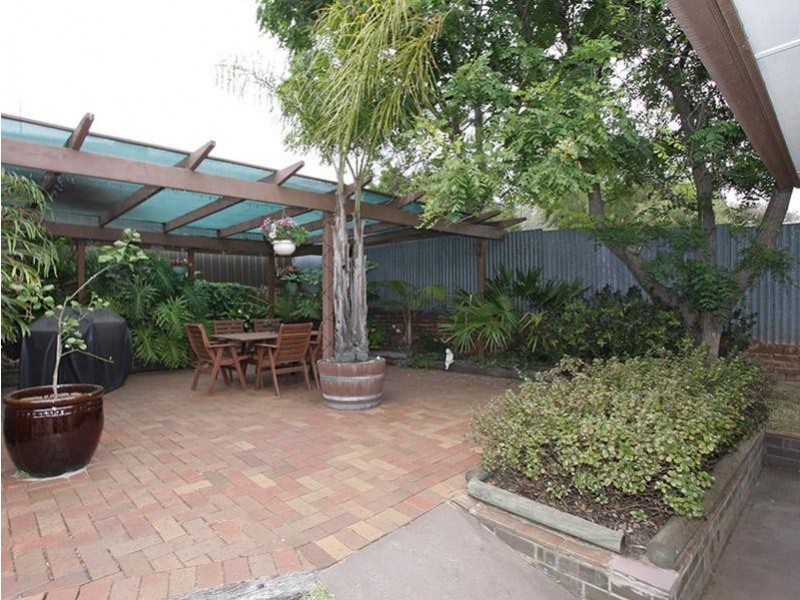 8 Acre Avenue, Morphett Vale SA 5162