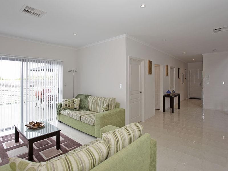 2 Passmore Avenue, Port Noarlunga SA 5167