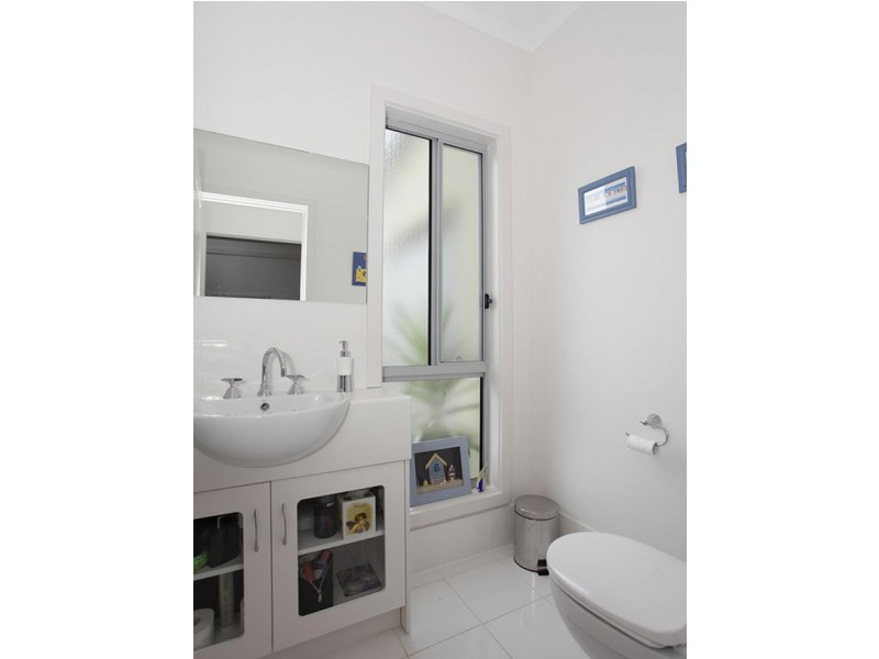 2 Passmore Avenue, Port Noarlunga SA 5167