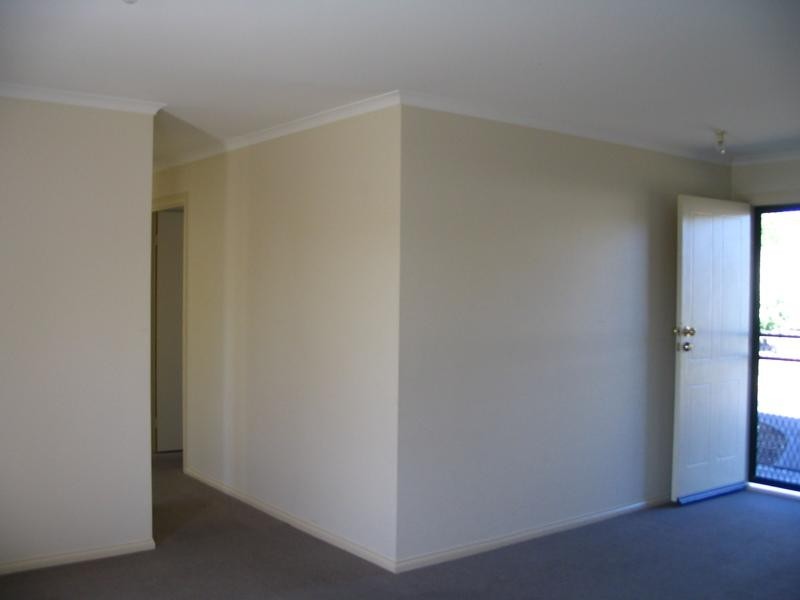 4 Mawson Circuit, Woodcroft SA 5162