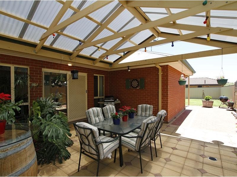 2 Kookaburra Court, Mclaren Flat SA 5171