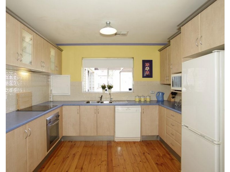 14 Powers Avenue, Morphett Vale SA 5162