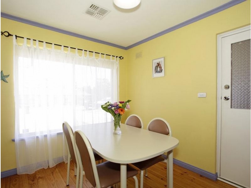 14 Powers Avenue, Morphett Vale SA 5162