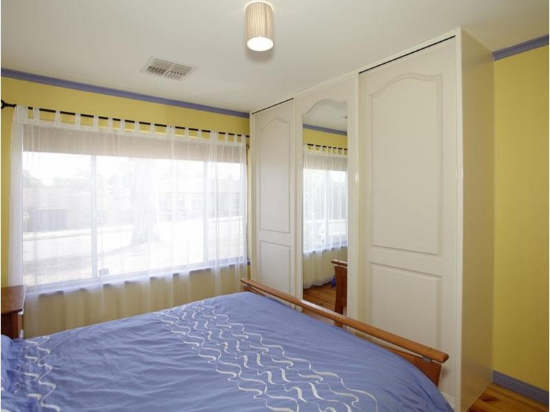 14 Powers Avenue, Morphett Vale SA 5162