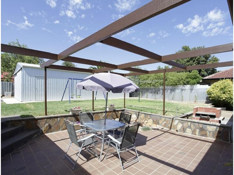 14 Powers Avenue, Morphett Vale SA 5162