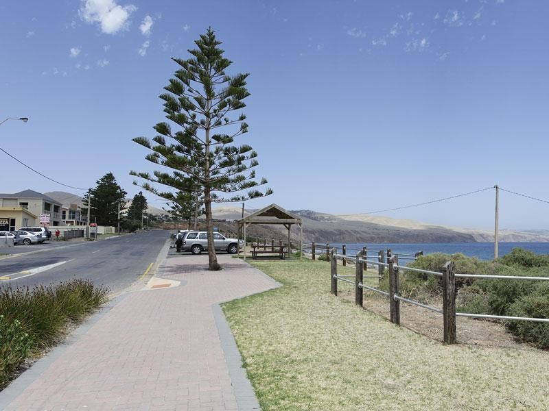 88 Esplanade, Sellicks Beach SA 5174