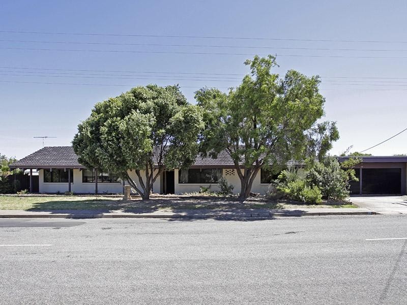 35 Helmsman Terrace, Seaford SA 5169