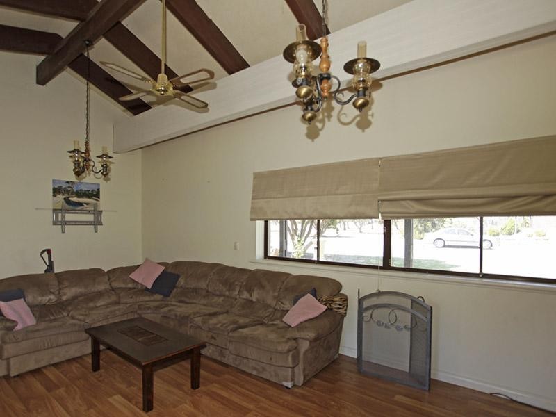 35 Helmsman Terrace, Seaford SA 5169