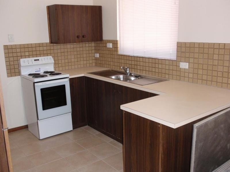 23 Barrdickson Crescent, Happy Valley SA 5159