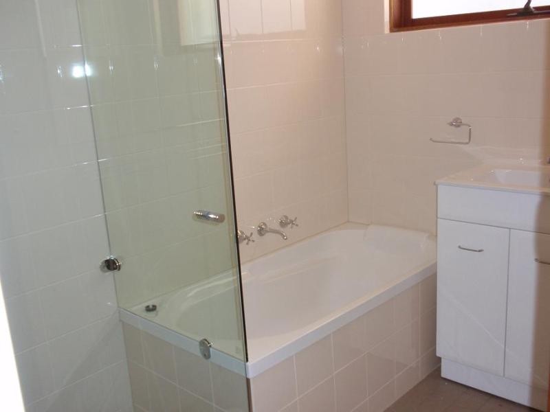 23 Barrdickson Crescent, Happy Valley SA 5159