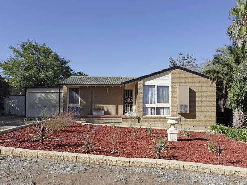 5 Kuranya Way, Morphett Vale SA 5162