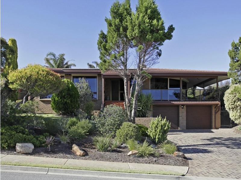 92 Perry Barr Road, Hallett Cove SA 5158
