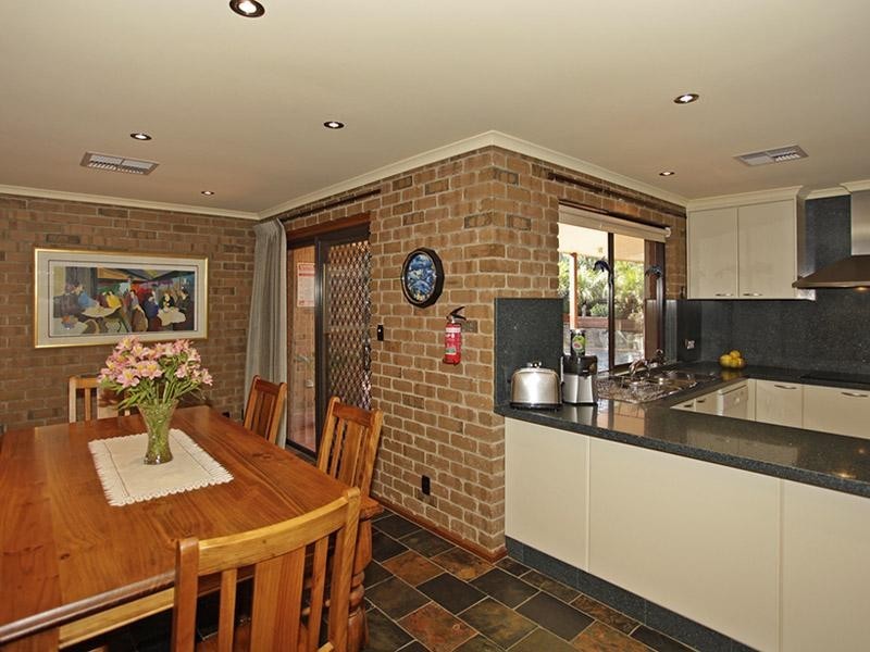 92 Perry Barr Road, Hallett Cove SA 5158