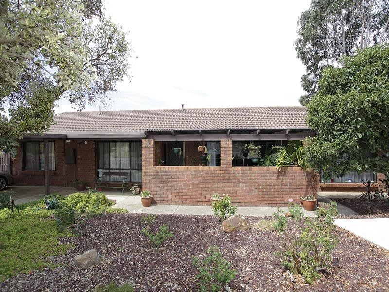 8 Magnolia Road, Reynella SA 5161