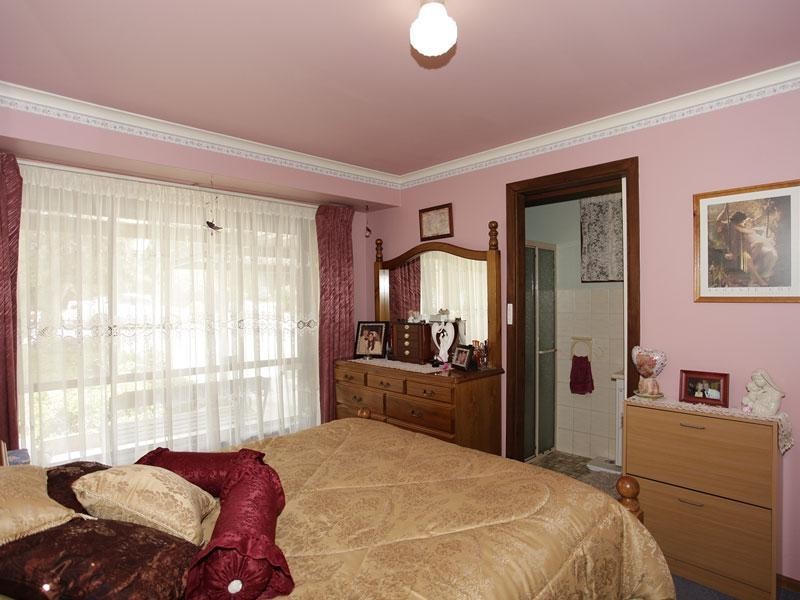 8 Magnolia Road, Reynella SA 5161