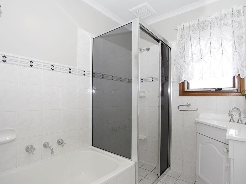13 Fairview Grove, Hackham West SA 5163