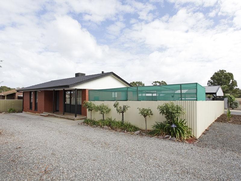 13 Fairview Grove, Hackham West SA 5163