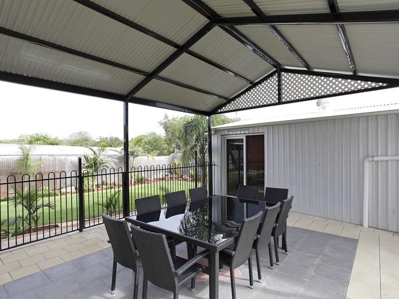13 Fairview Grove, Hackham West SA 5163