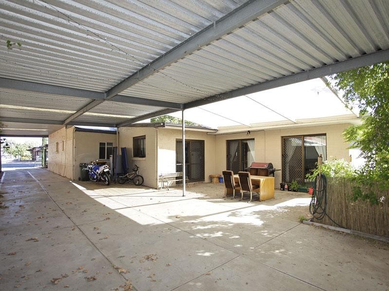 228 Sir Donald Bradman Drive, Cowandilla SA 5033