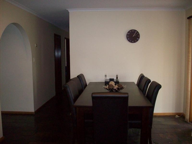 3 Fairhill Crescent, Hallett Cove SA 5158