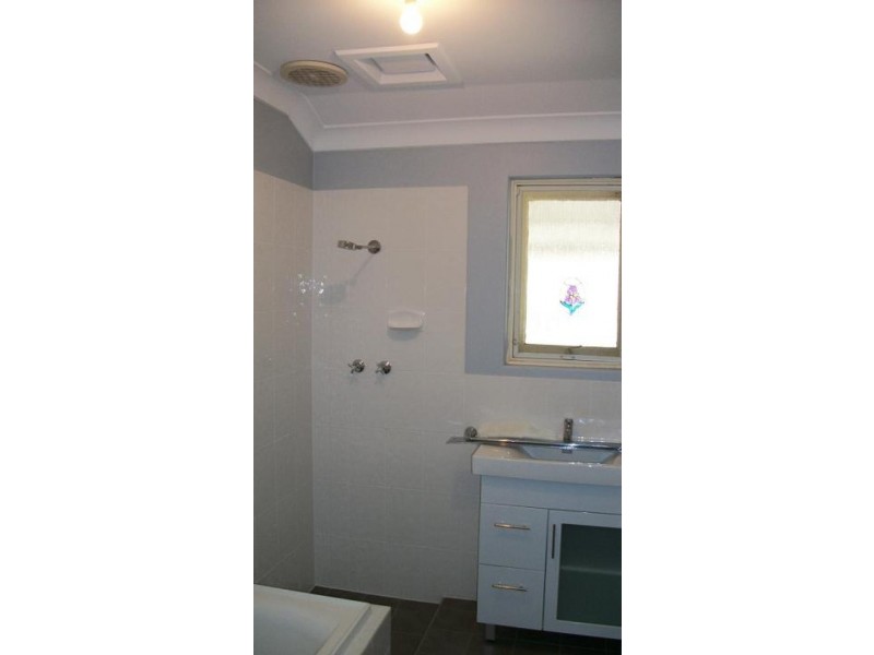 42 Arnold Drive, Hackham SA 5163
