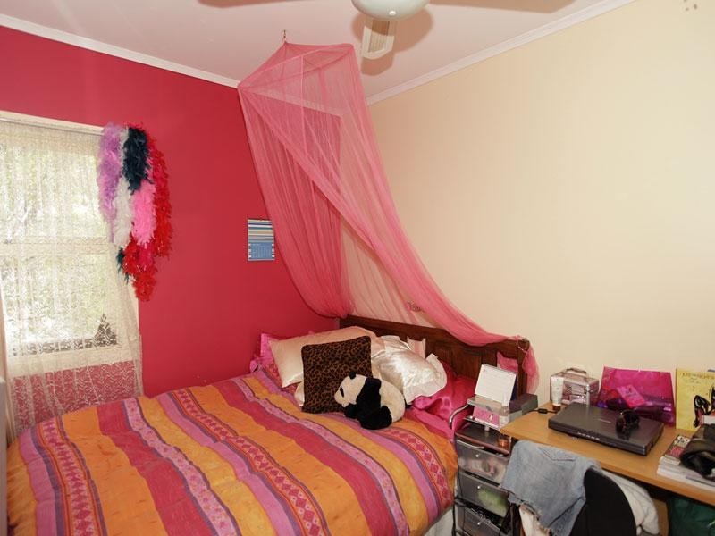 11 Moorong Road, O’sullivan Beach SA 5166