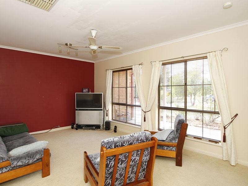 3 Evelyn Sturt Drive, Willunga SA 5172