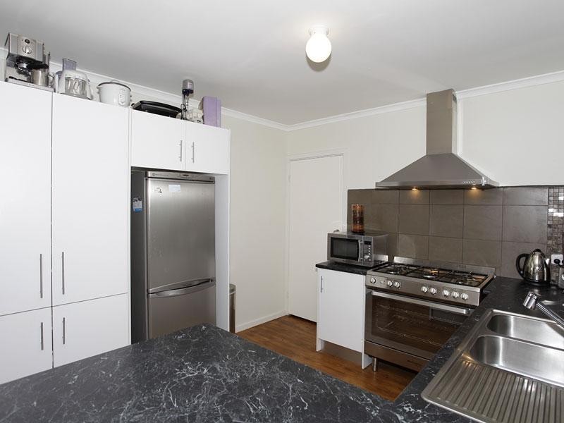 46 Trelawney Crescent, Huntfield Heights SA 5163