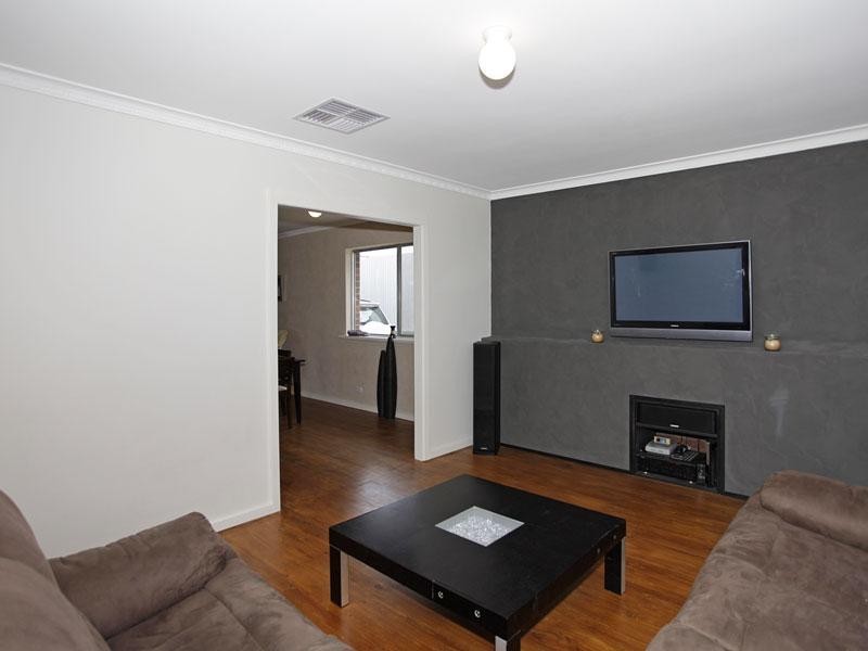 46 Trelawney Crescent, Huntfield Heights SA 5163