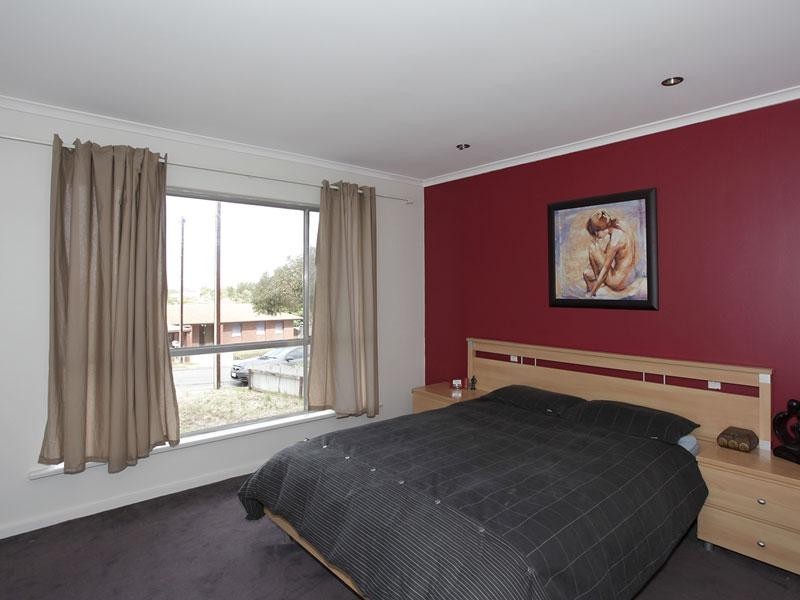 46 Trelawney Crescent, Huntfield Heights SA 5163