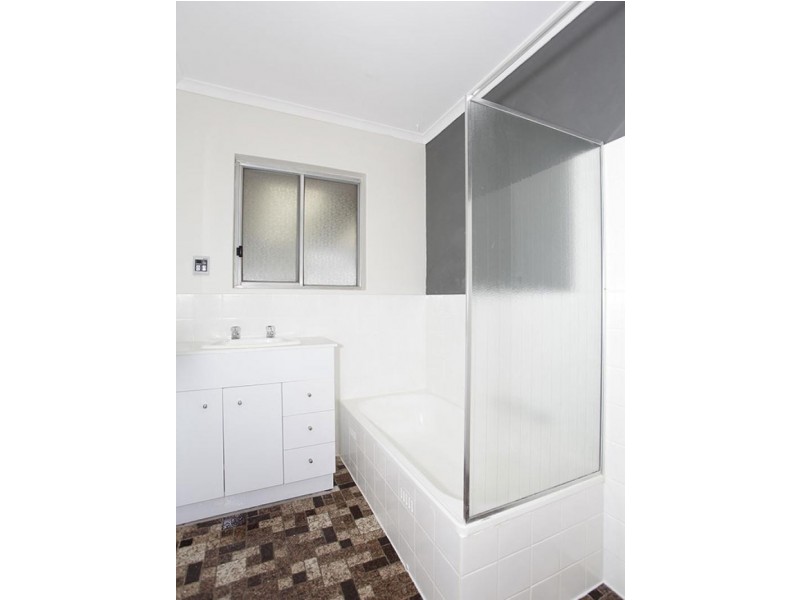 46 Trelawney Crescent, Huntfield Heights SA 5163