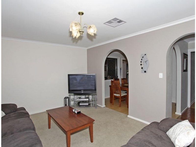 2 Ipari Terrace, Morphett Vale SA 5162