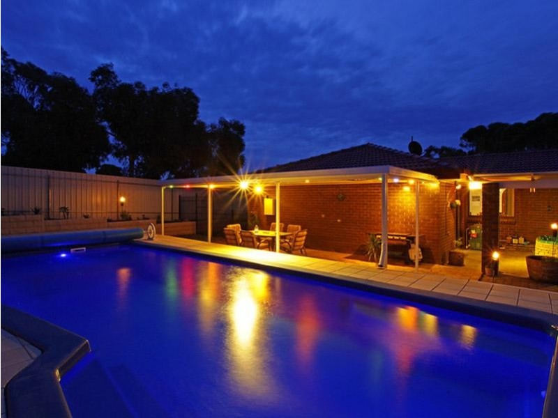 2 Ipari Terrace, Morphett Vale SA 5162