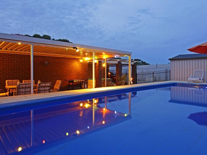 2 Ipari Terrace, Morphett Vale SA 5162