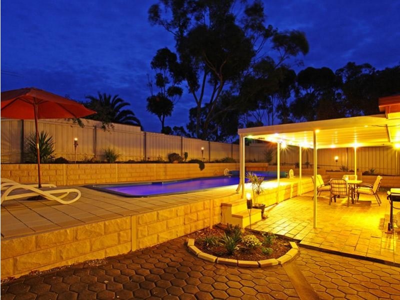 2 Ipari Terrace, Morphett Vale SA 5162
