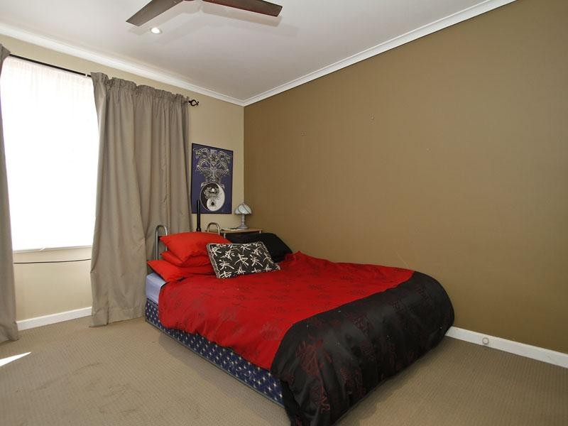 18 Reynold Street, Morphett Vale SA 5162