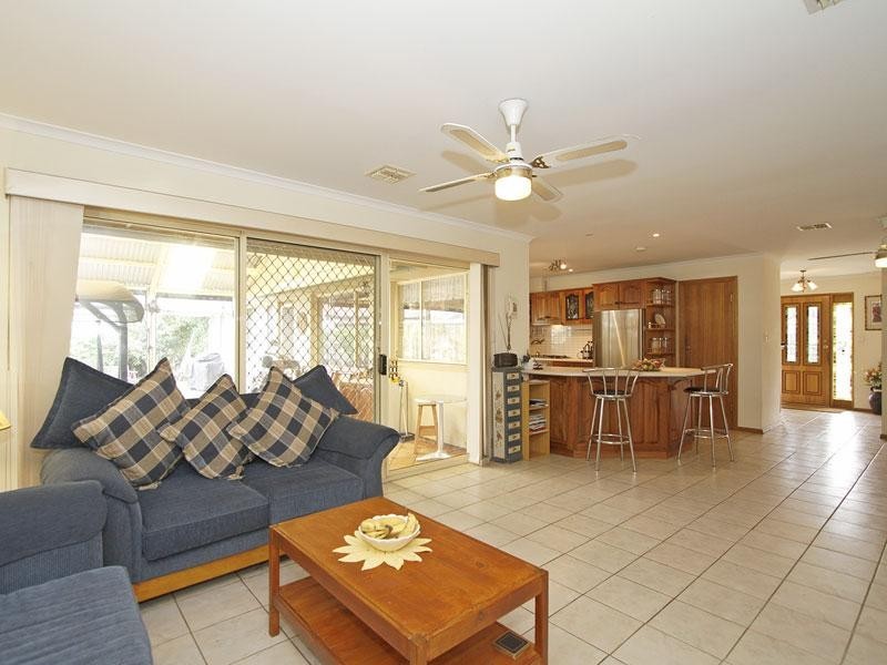 10 Santa Catalina Crescent, Seaford Rise SA 5169